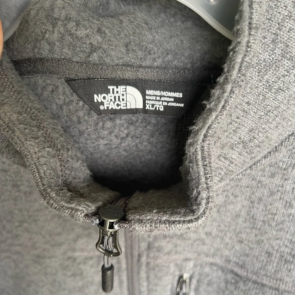 The North Face Grey Full Zip Mock Neck Winter Fleece Hiking Jacket Mens